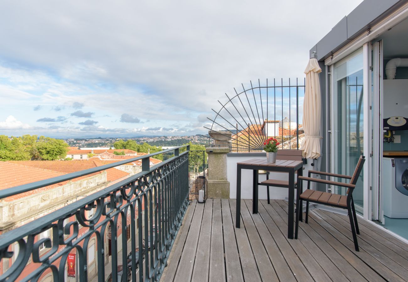 Estúdio em Porto - Estúdio com Terraço no centro do Porto [AF]