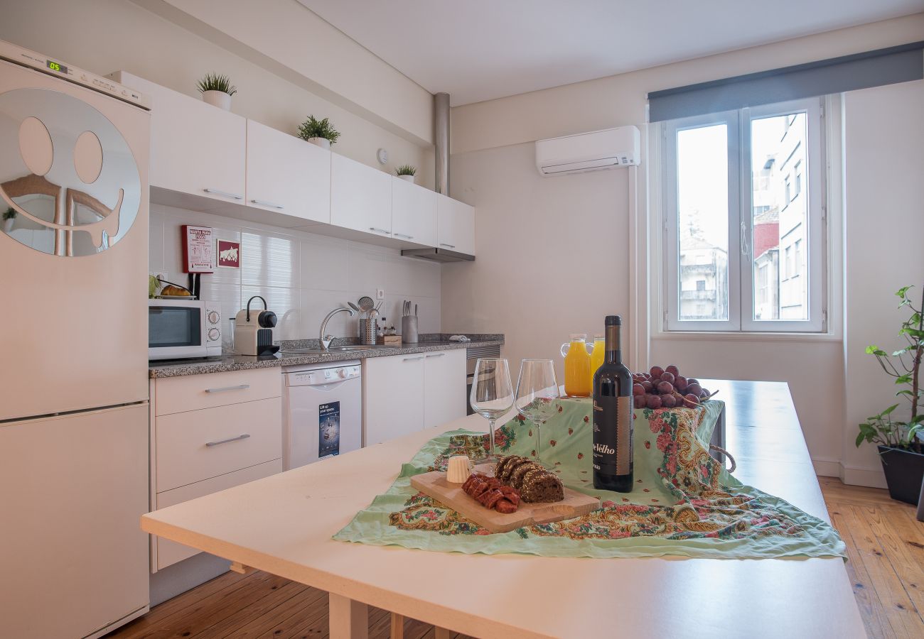 Apartamento em Porto - Apartamento Moderno no Centro da cidade [SB1]