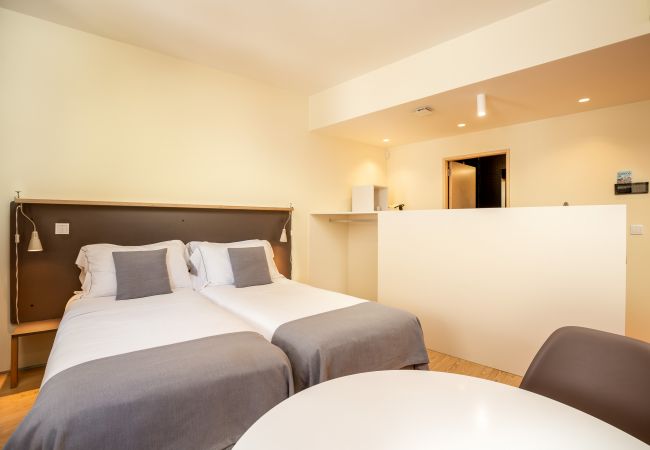 Estúdio em Porto - Estúdio com Vista sobre o Rio Douro Estúdio em Porto - Estúdio com Vista sobre o Rio Douro