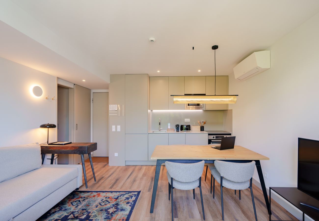 Apartamento em Porto - Feel Porto Firmeza Flat 3.2