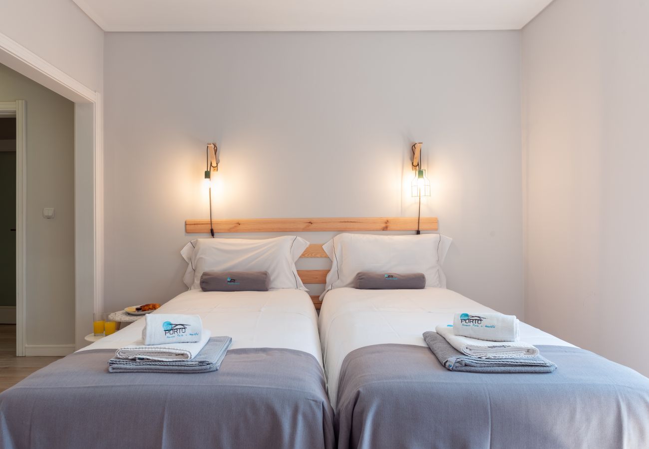 Apartamento em Vila Nova de Gaia - Feel Porto Beach & Pool Getaway