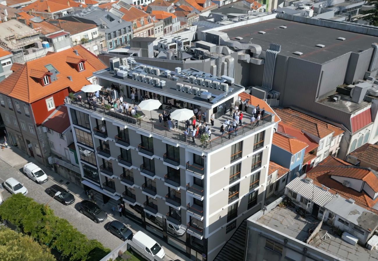 Apartamento em Porto - Feel Porto Firmeza Coworking & Flat 4.5