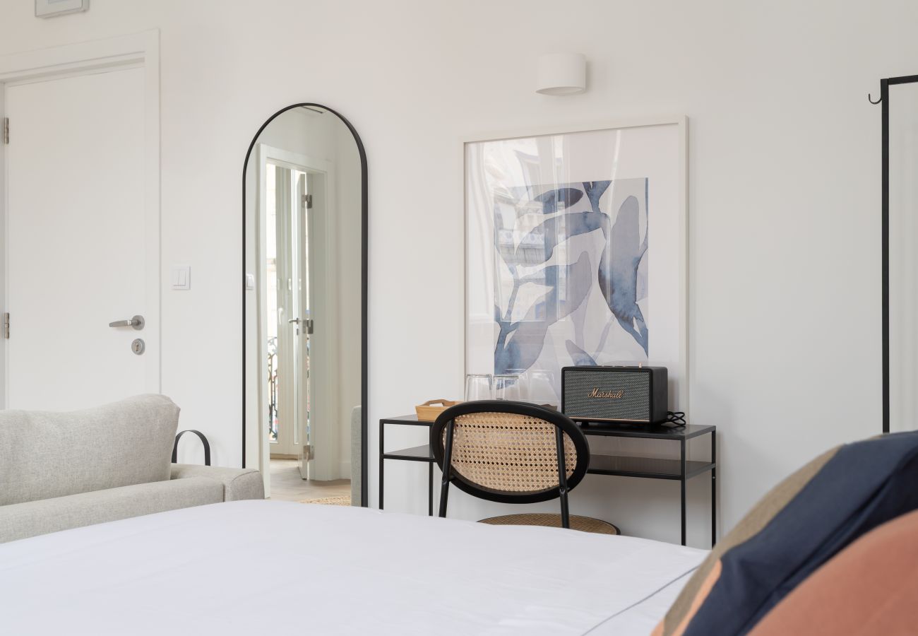 Quarto em Lisboa - Lapa Diplomatic Suite 1.2 by Feel Lisboa