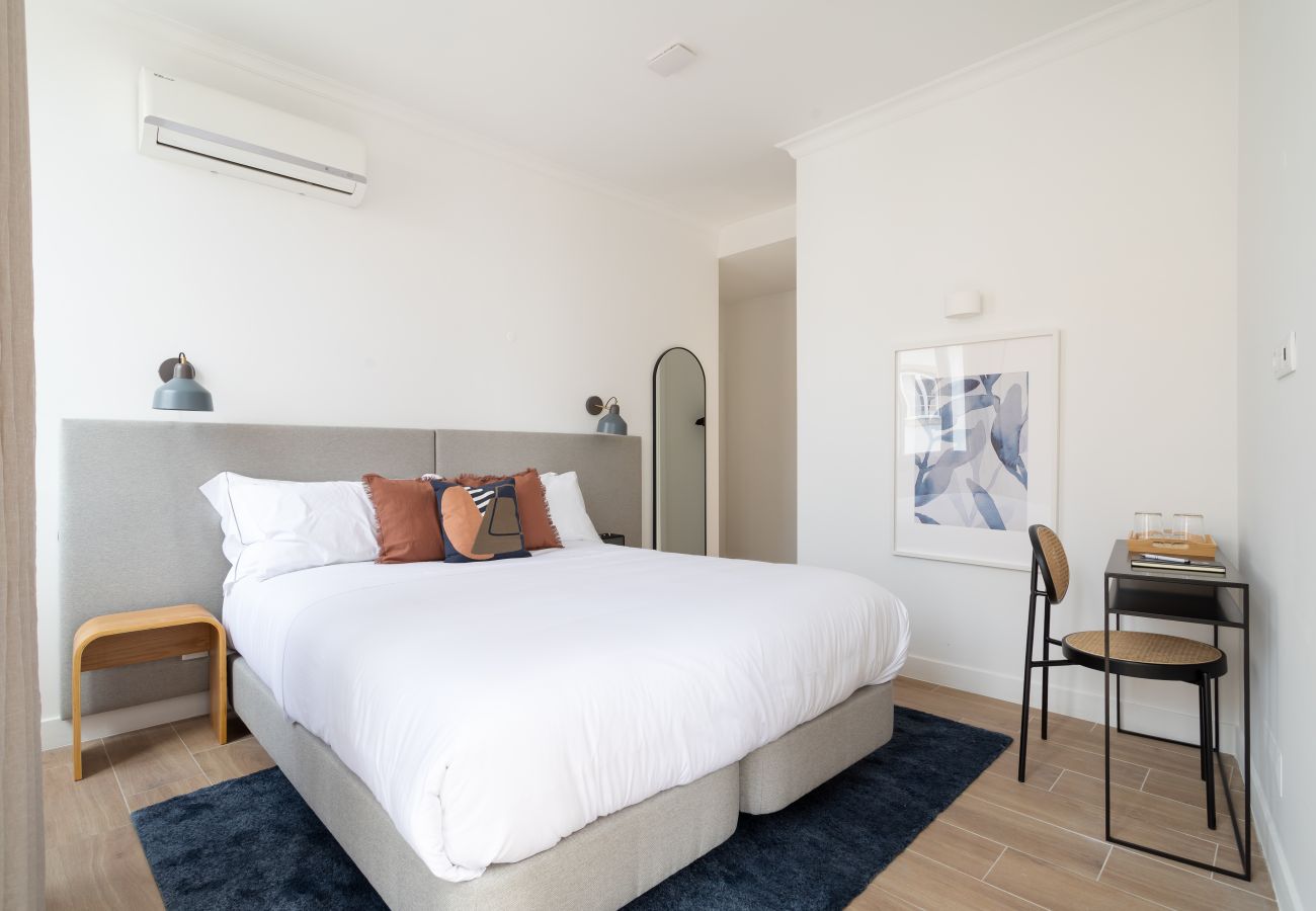 Quarto em Lisboa - Lapa Diplomatic Suite 1.3 by Feel Lisboa