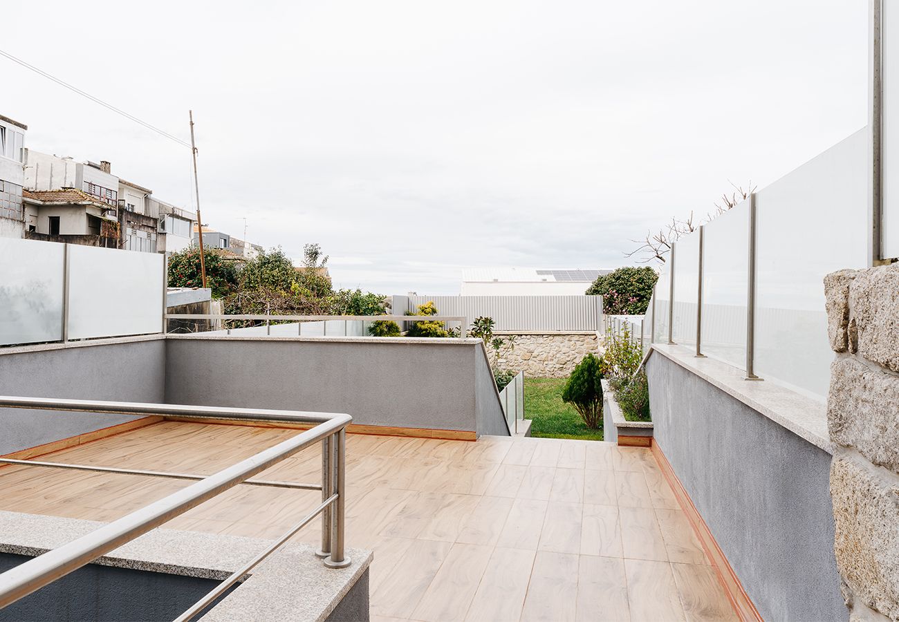 Apartamento em Porto - Feel Porto Lapa Collection Flat 0.1