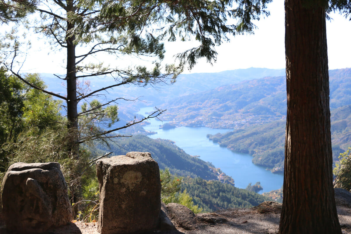 Trails through the Douro