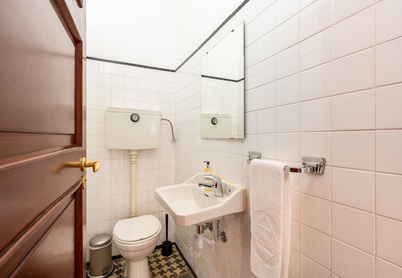 Ferienwohnung in Porto - 3 Bedroom Apartment in the center of Porto [STVI]