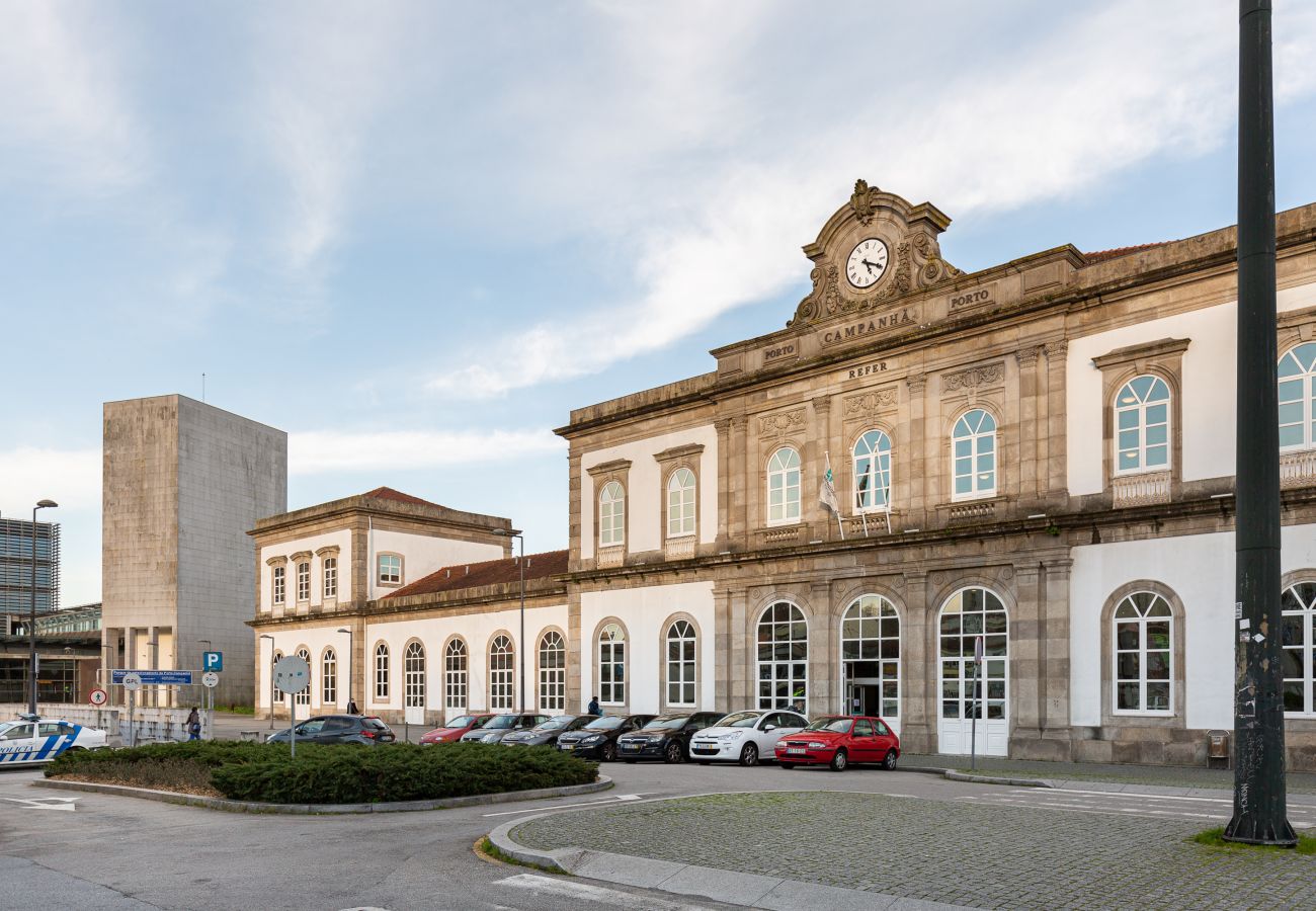 Ferienwohnung in Porto - Moderne Wohnung, Campanha Station [PB2]