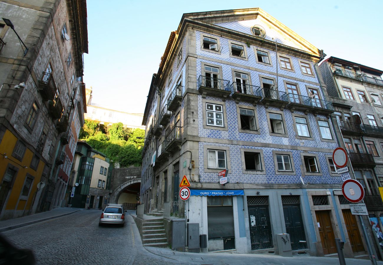 Ferienwohnung in Porto - Feel Porto Ribeira Vintage Duplex