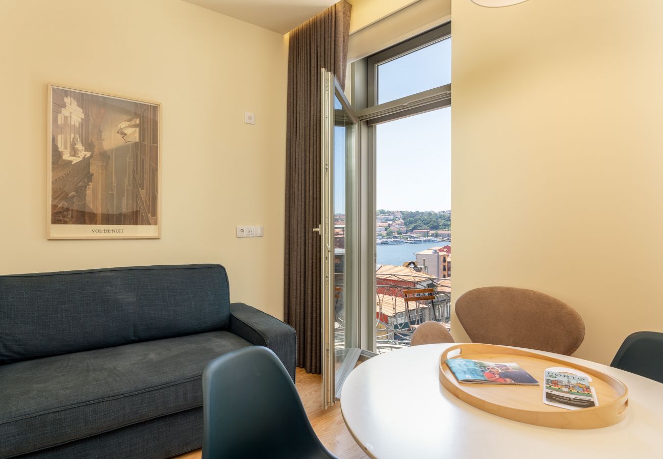 Ferienwohnung in Porto - Feel Porto Codeçal Apartment 0.1