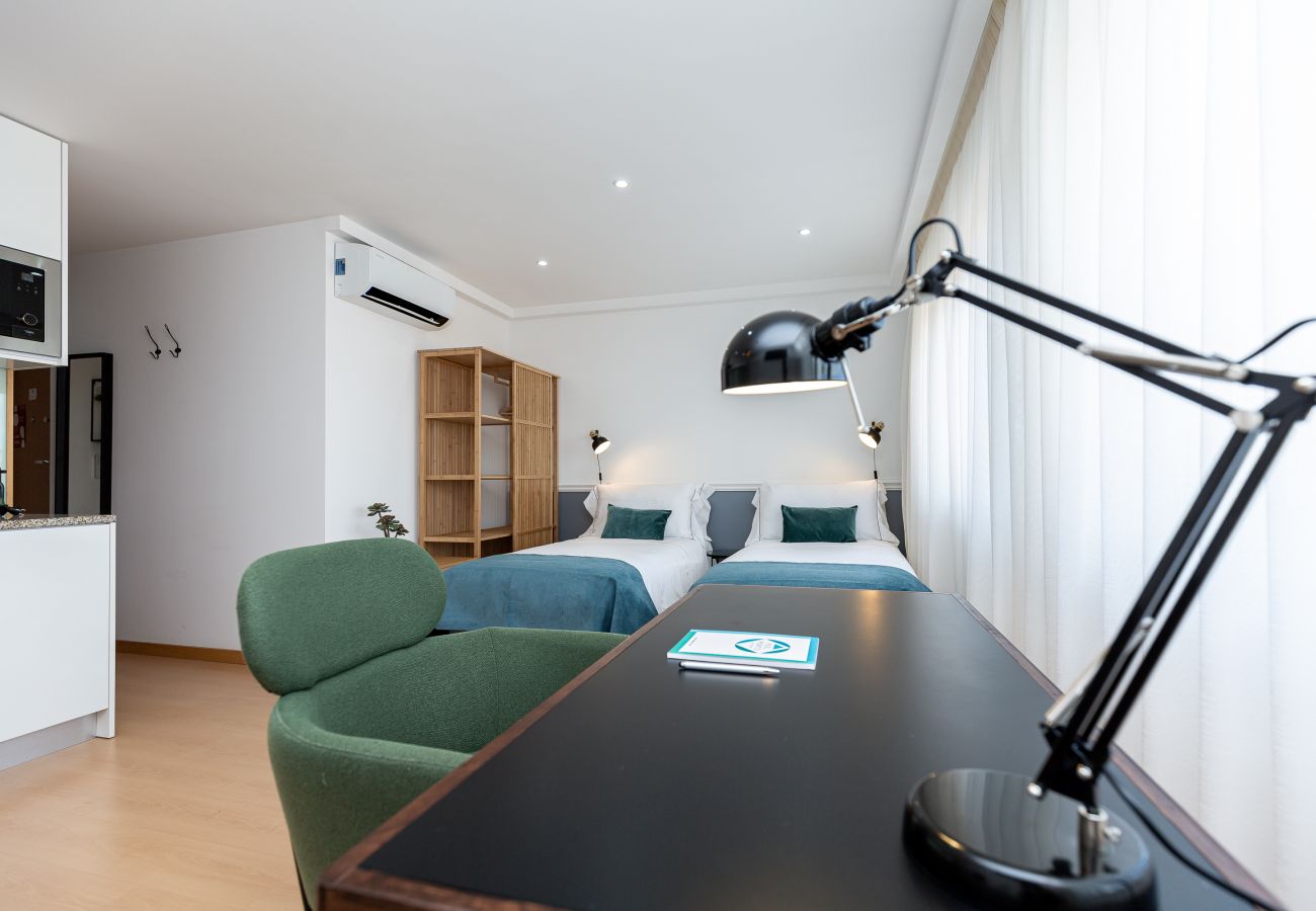 Studio in Porto - Feel Corporate Housing Marquês Garden View