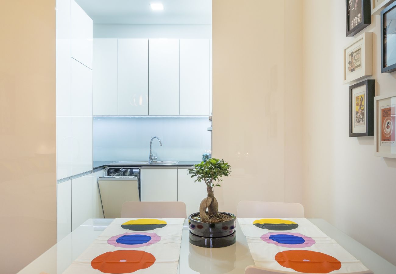 Apartment in Porto - One-Bedroom Apartment in Porto [SE1]