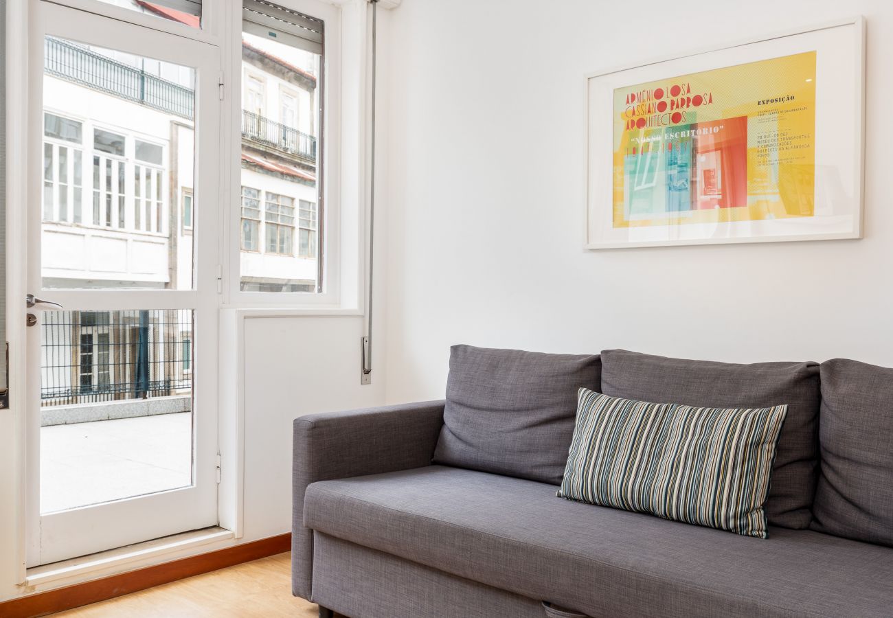 Apartment in Porto - 2 Bedroom Apartment, Terrace, Porto Downtown [STI]