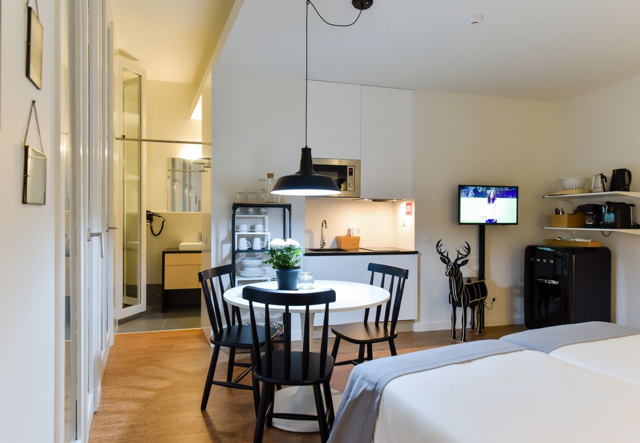Studio in Porto - Studio in the city center, close to metro station [GL1]