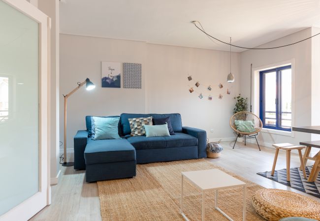 Apartment in Vila Nova de Gaia - Feel Porto Beach & Pool Getaway