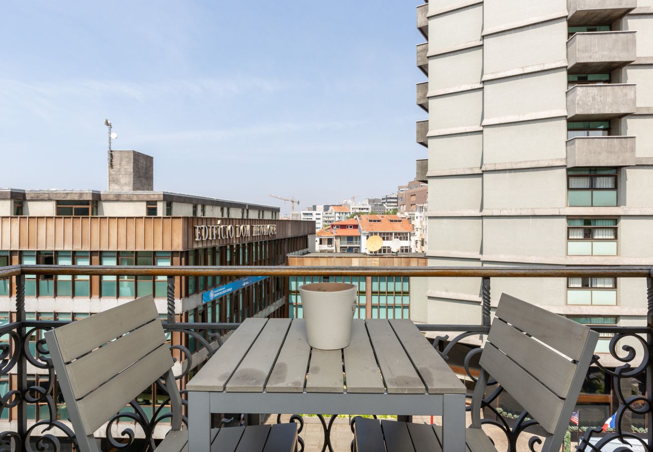 Apartment in Porto - Feel Porto LBV Townhouse