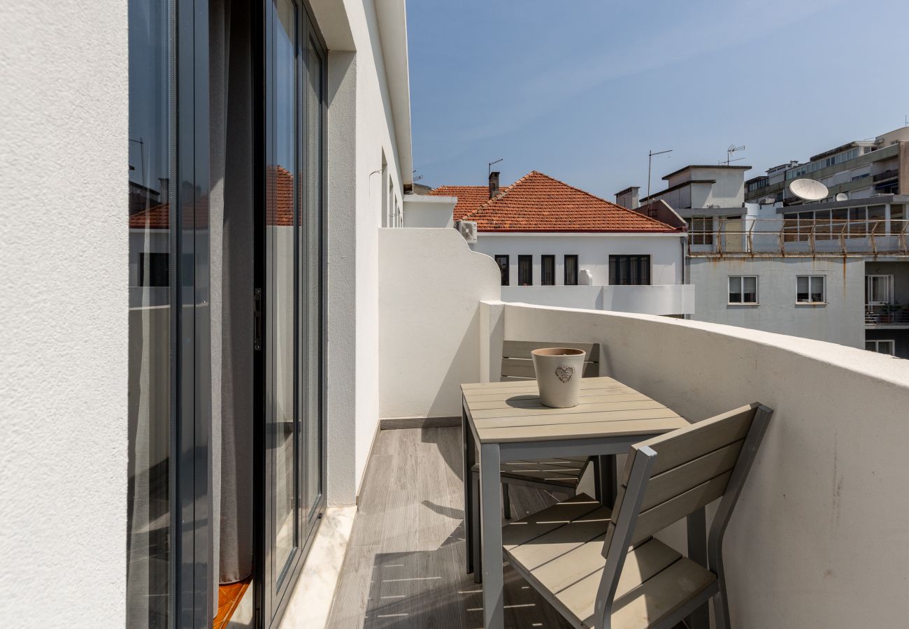 Apartment in Porto - Feel Porto LBV Townhouse