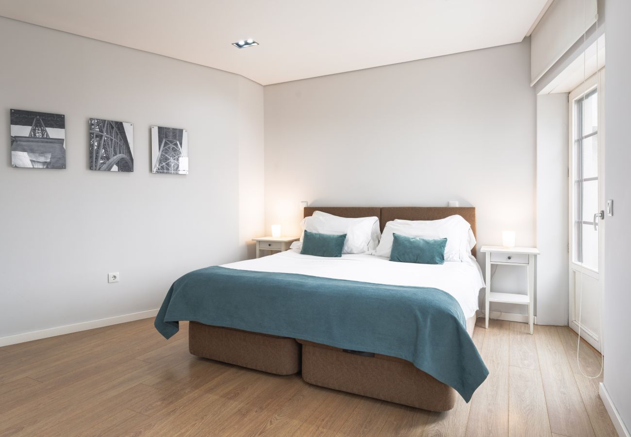 Apartment in Porto - Feel Porto Downtown City Roofs