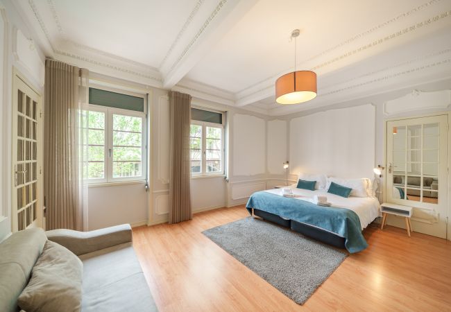 Apartment in Porto - Feel Porto Downtown Luxury Retreat