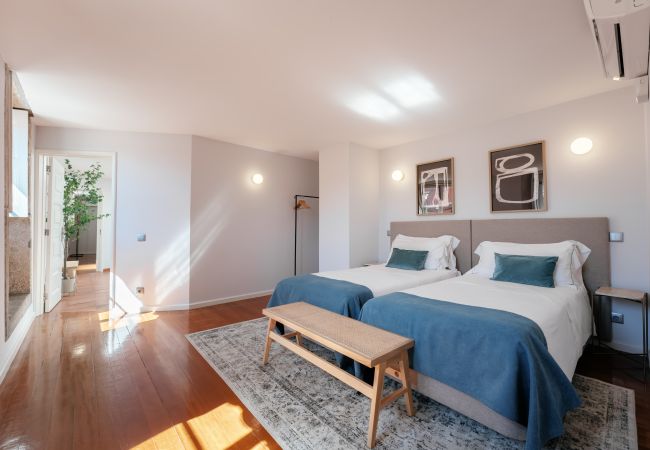 Apartment in Porto - Feel Porto Ribeira Vintage Duplex Apartment in Porto - Feel Porto Ribeira Vintage Duplex