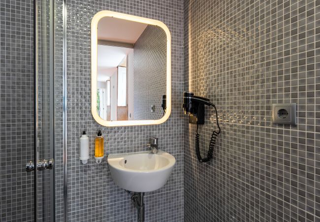 Apartment in Porto - Feel Porto Ribeira Vintage Duplex Apartment in Porto - Feel Porto Ribeira Vintage Duplex