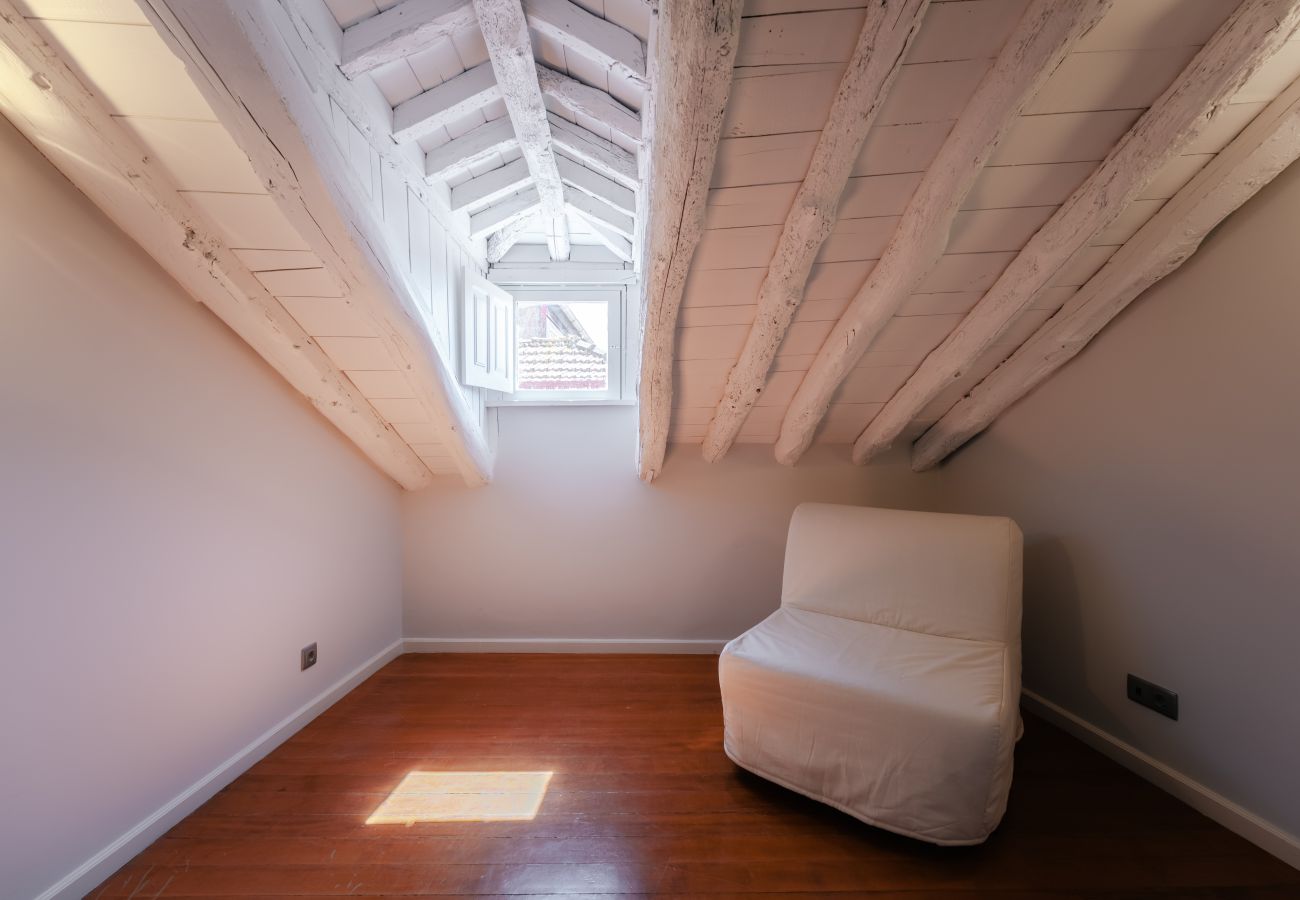 Apartment in Porto - Feel Porto Ribeira Vintage Duplex
