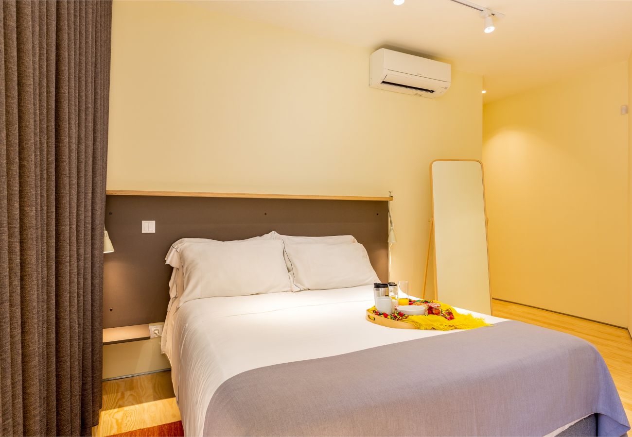 Apartment in Porto - Feel Porto Codeçal Apartment
