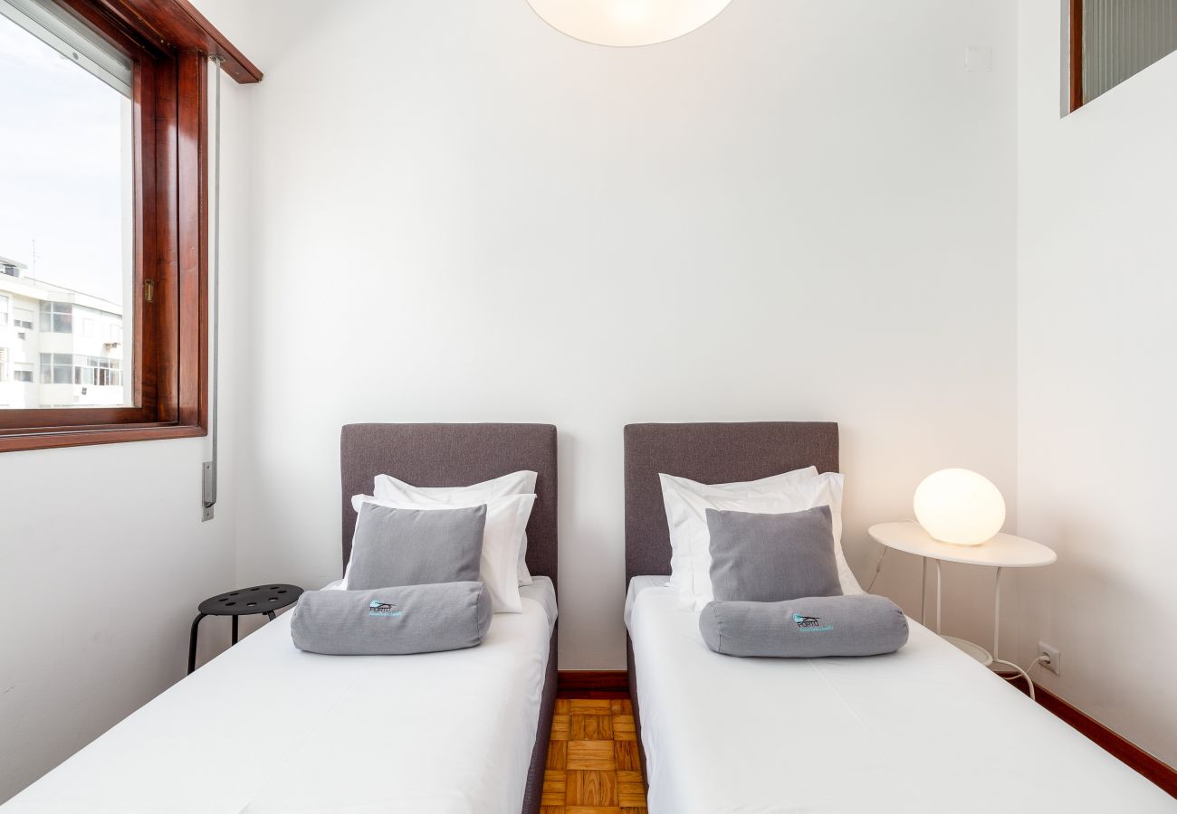 Apartment in Porto - Feel Porto Stylish Flat V