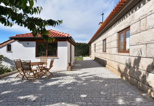 Villa in Armamar - Feel Discovery Maçã Douro Villa in Armamar - Feel Discovery Maçã Douro