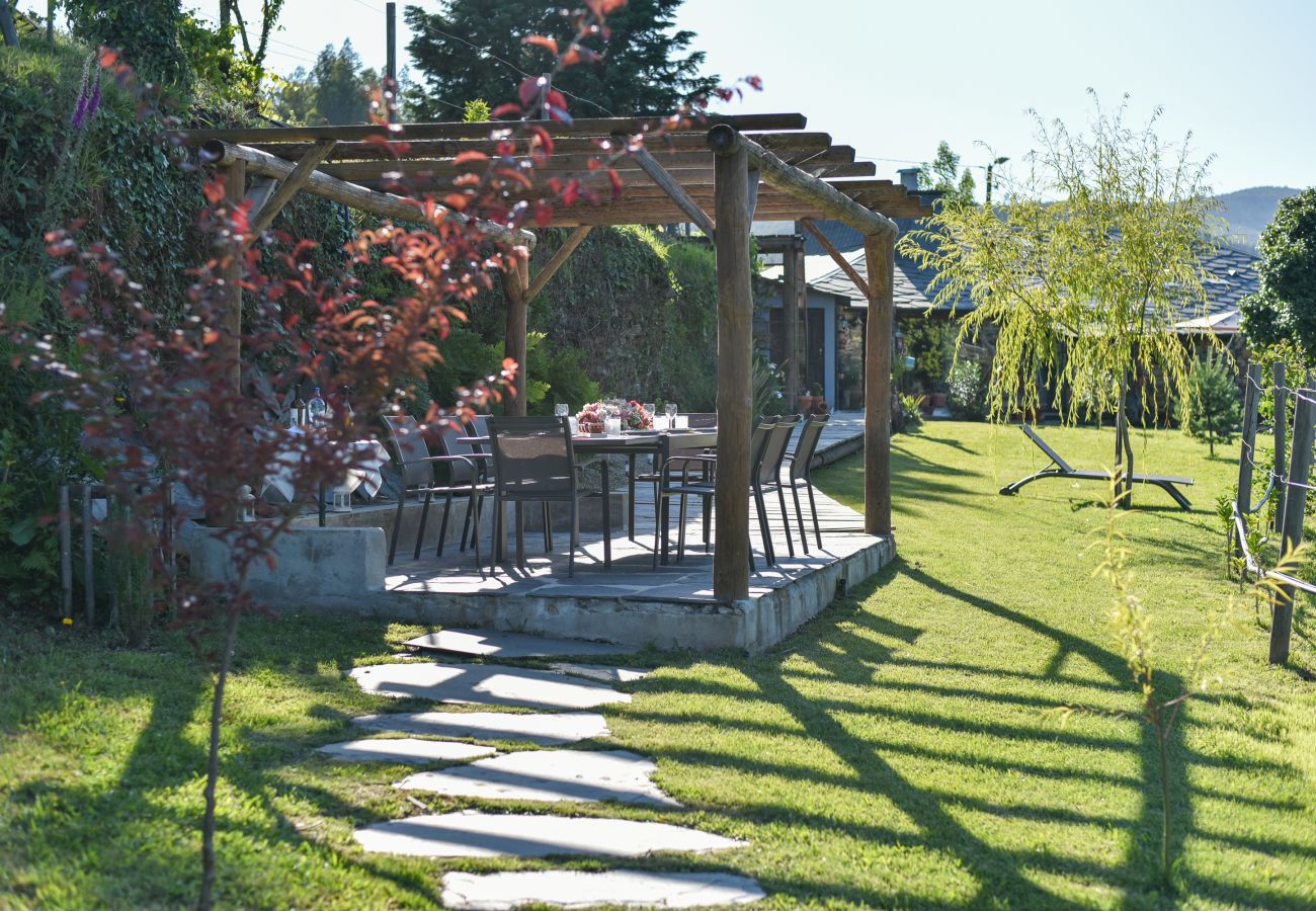 Villa in Arouca - Feel Discovery Passadiços Paiva - Casa da Cavada