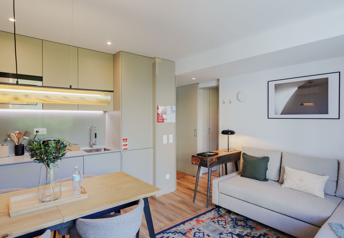 Apartment in Porto - Feel Porto Firmeza Coworking & Flat 4.1