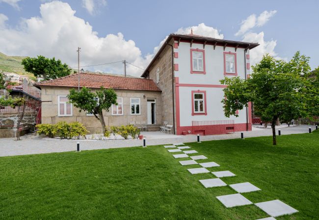 Villa in São Martinho de Mouros - Feel Discovery Villa Aura Douro Valley Villa in São Martinho de Mouros - Feel Discovery Villa Aura Douro Valley