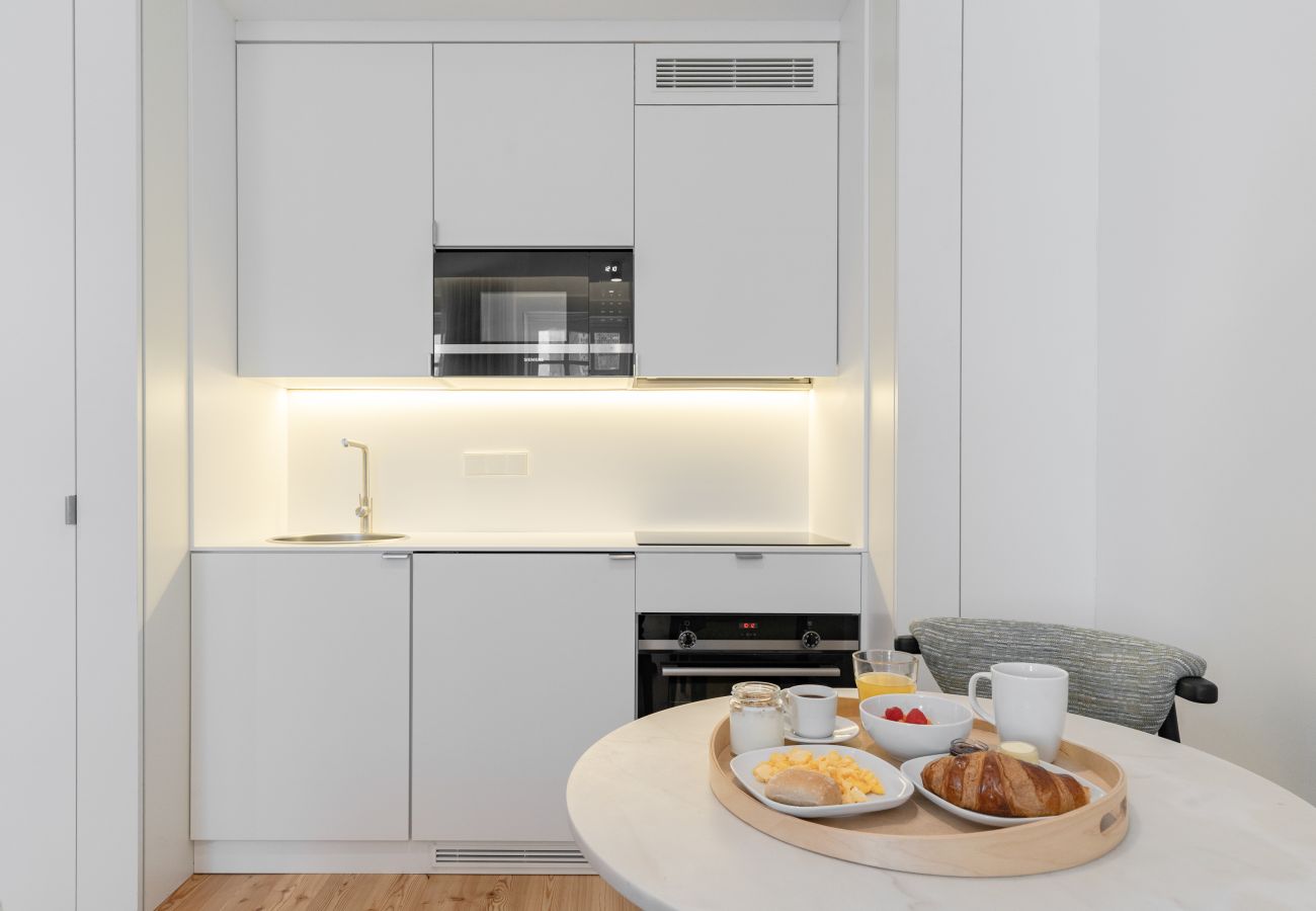 Apartment in Porto - Feel Porto Clérigos Charm 2.1
