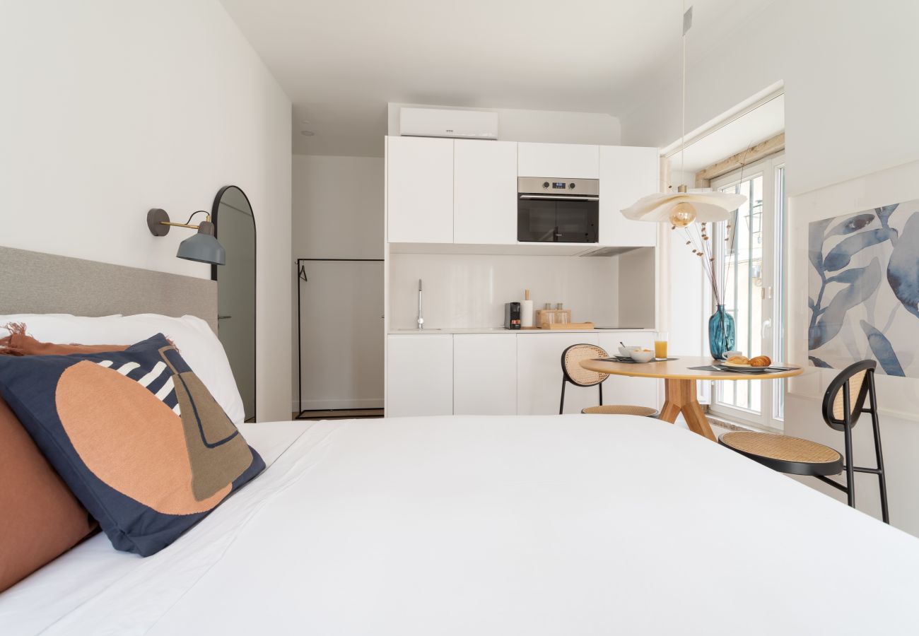 Studio in Lisbon - Lapa Diplomatic Flat 0.3 by Feel Lisboa