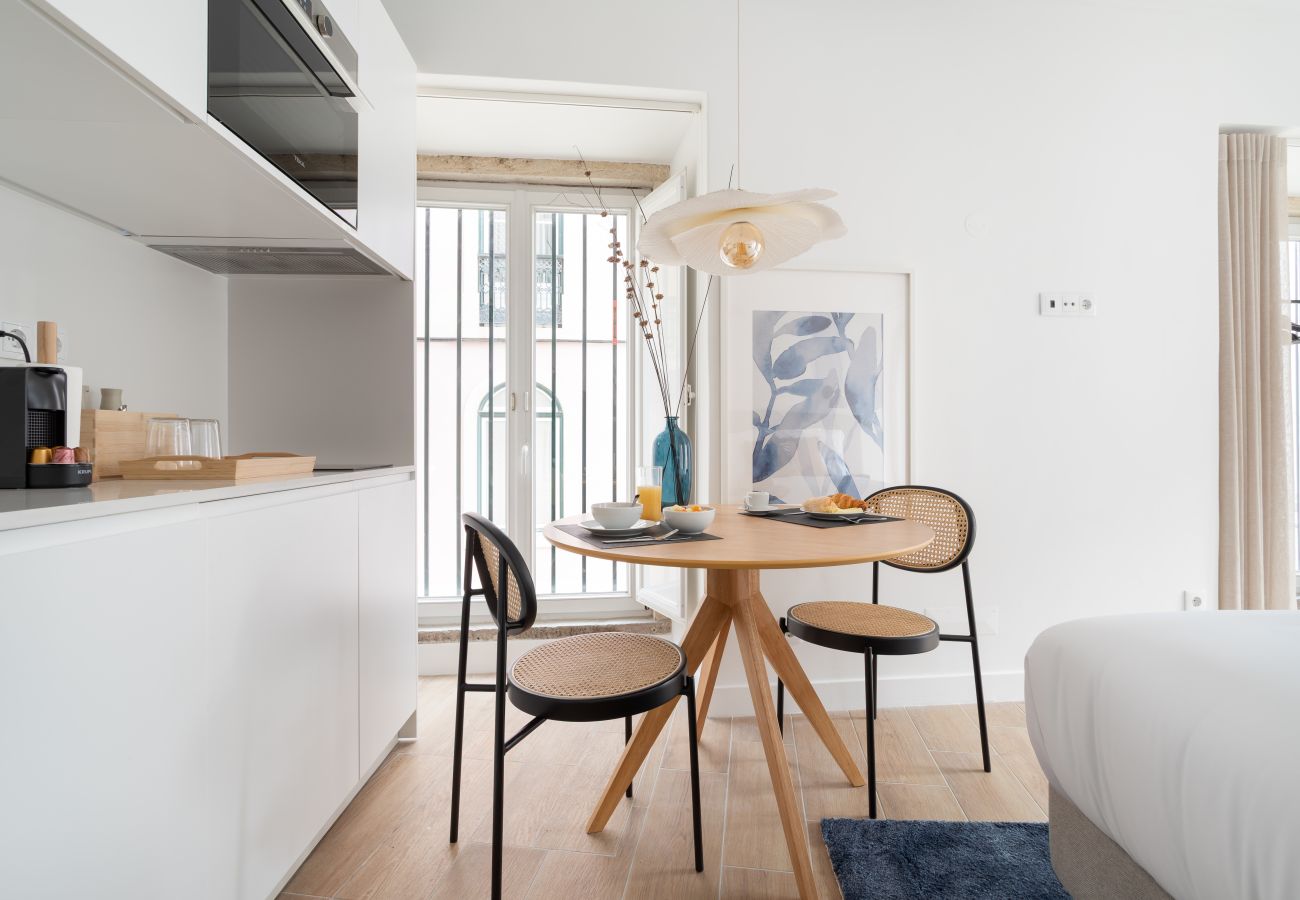 Studio in Lisbon - Lapa Diplomatic Flat 0.3 by Feel Lisboa