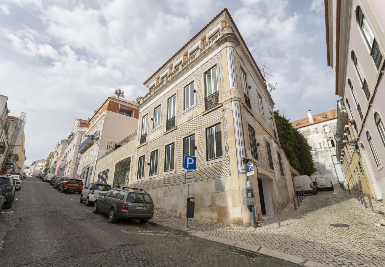 Studio in Lisbon - Lapa Diplomatic Flat 1.1 by Feel Lisboa