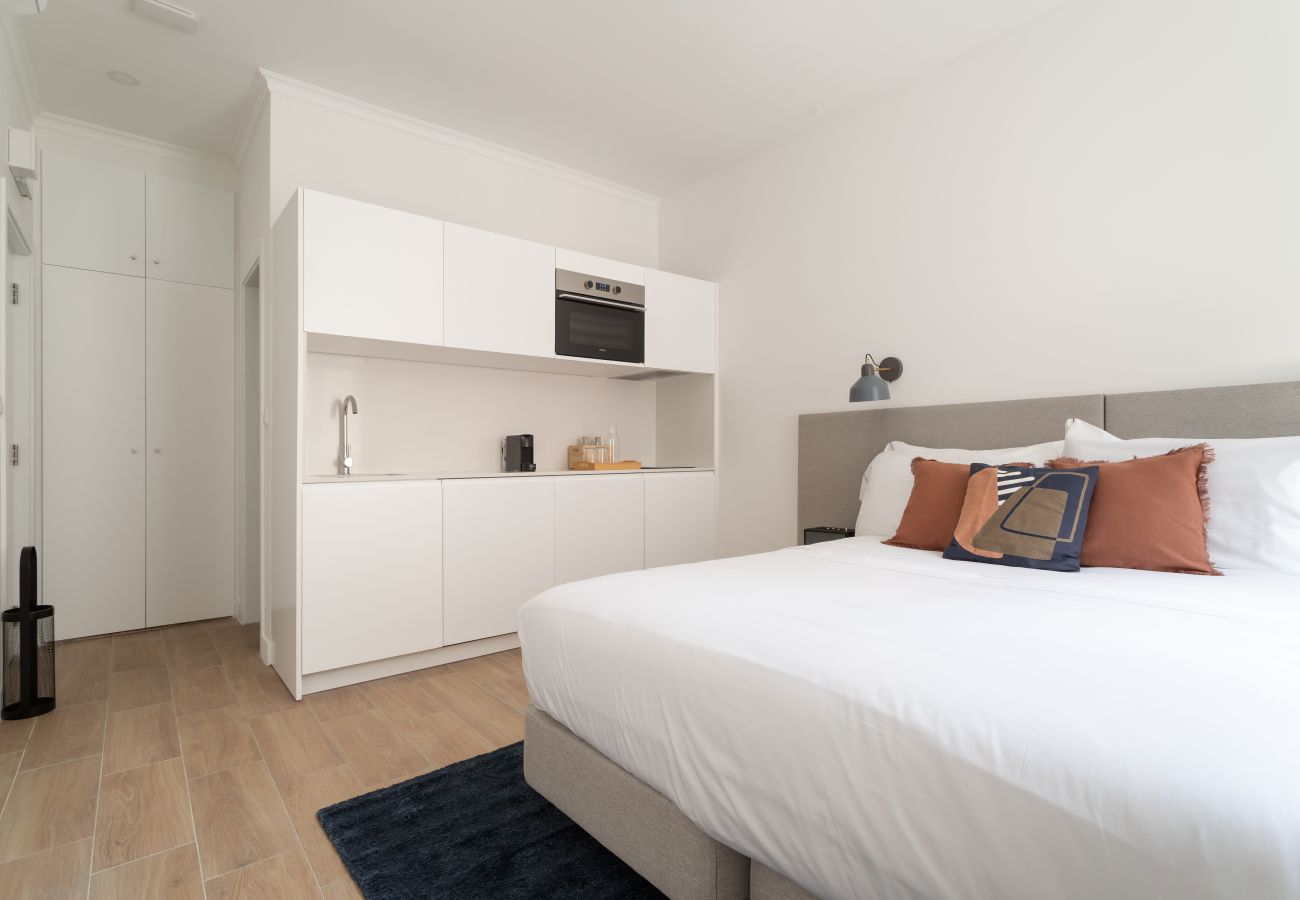 Studio in Lisbon - Lapa Diplomatic Flat 1.4 by Feel Lisboa