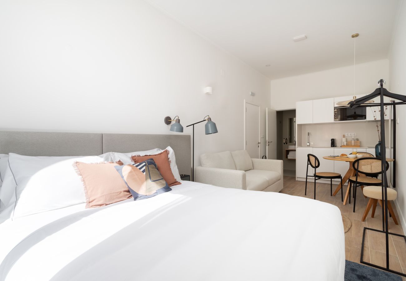Studio in Lisbon - Lapa Diplomatic Flat 2.4 by Feel Lisboa