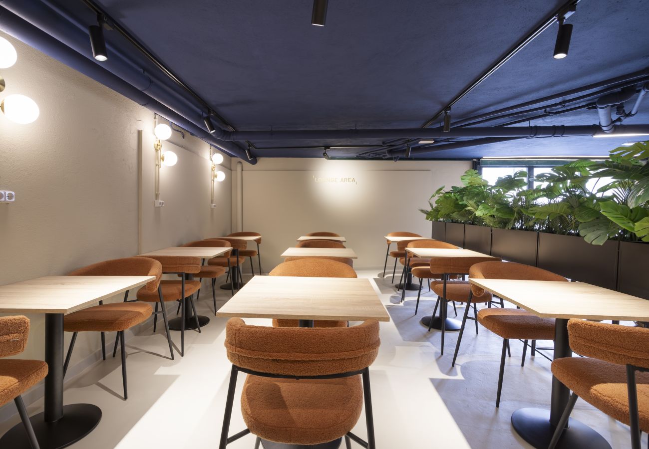 Rent by room in Lisbon - Lapa Diplomatic Suite 1.3 by Feel Lisboa
