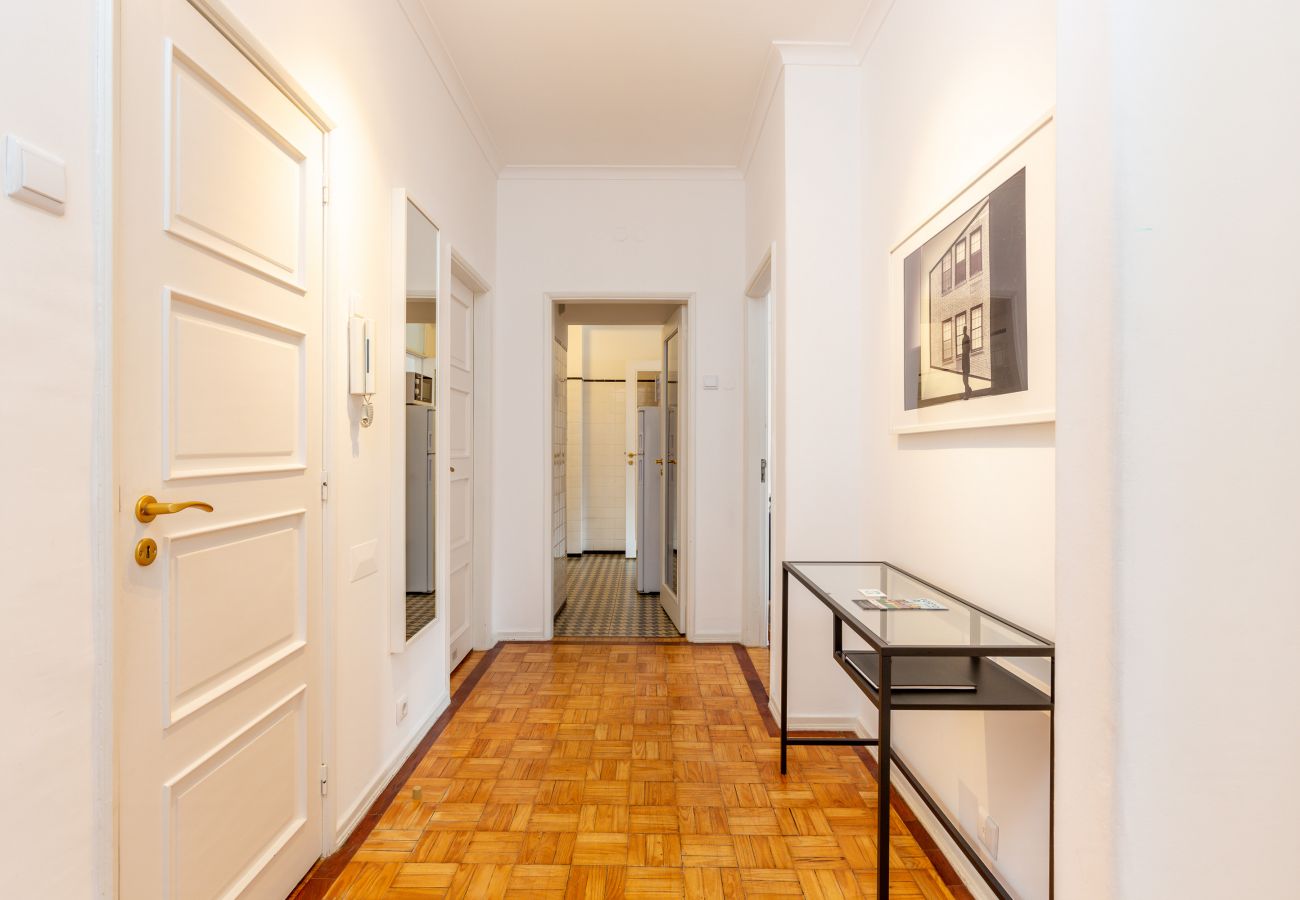 Apartamento en Oporto - Apartamento de 2 habitaciones equipado con balcón [STIII]