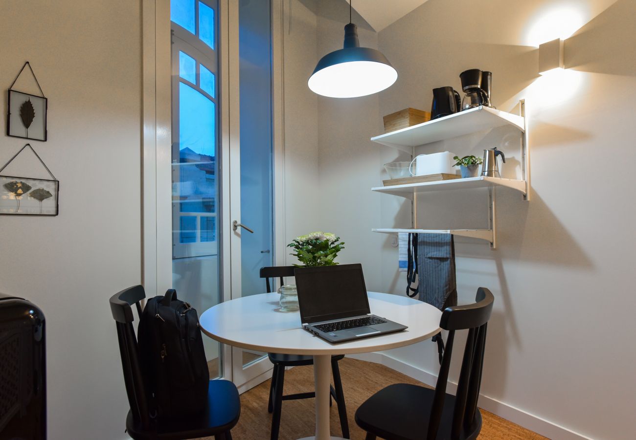 Estudio en Oporto - Estudio en Oporto, cerca de la Avenida dos Aliados [GL4]