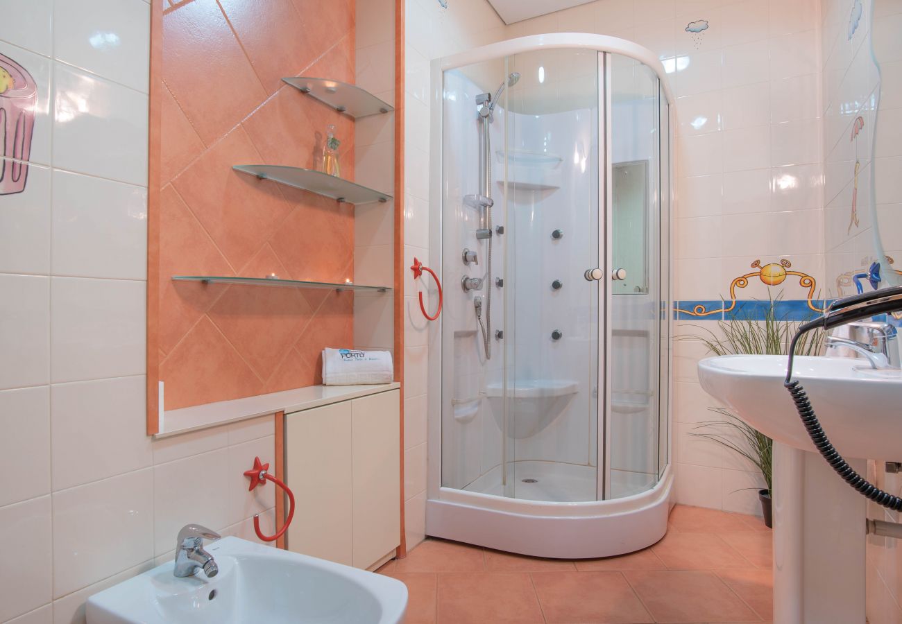 Apartamento en Oporto - Apartamento de 4 habitaciones cerca del Polo Universitario [VF]