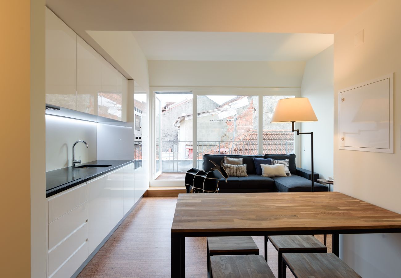 Apartamento en Oporto - Apartamento superior con balcón, Avenida dos Aliados [GL402]