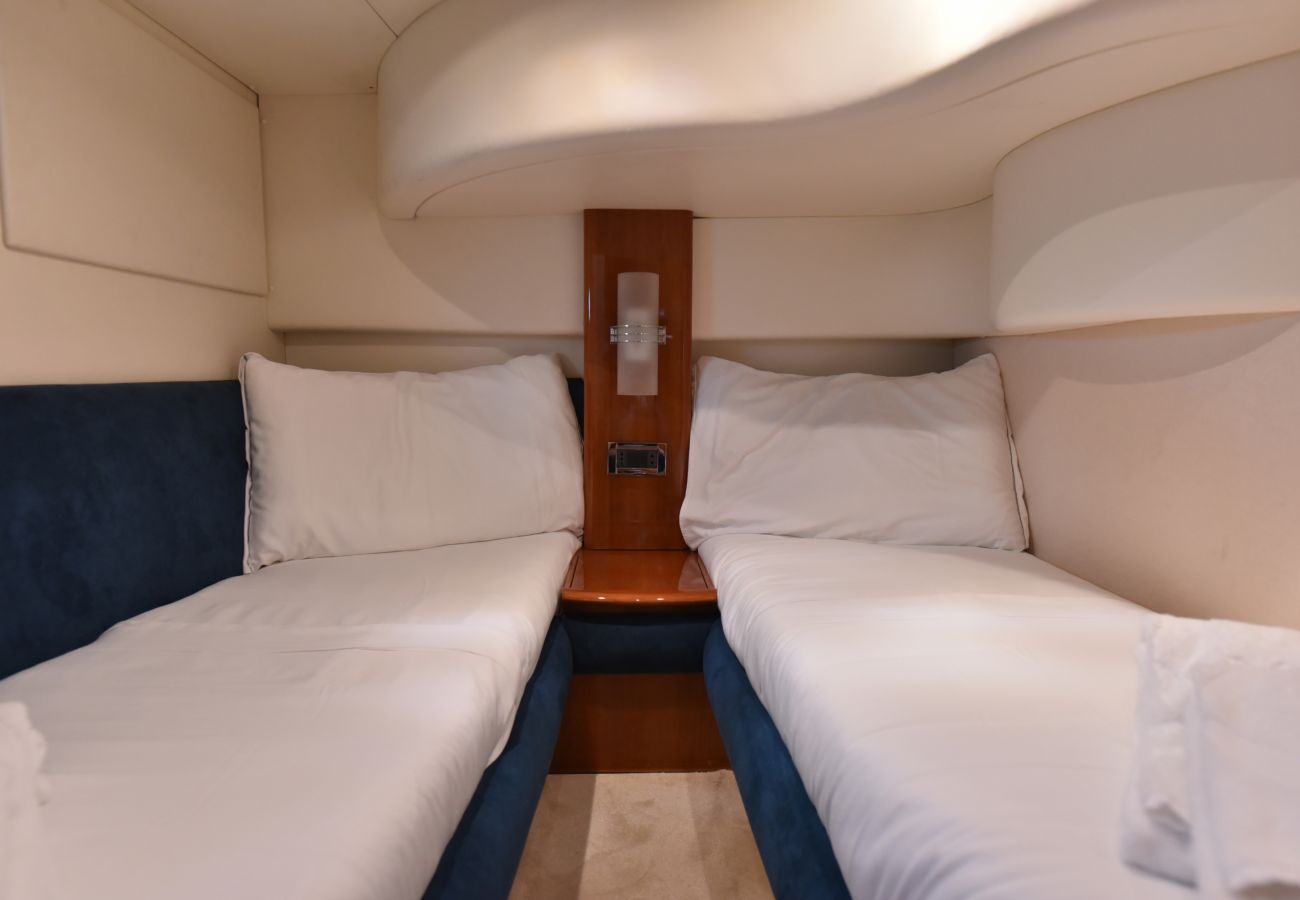 Barco en Vila Nova de Gaia - Night on Board Luxury Yacht