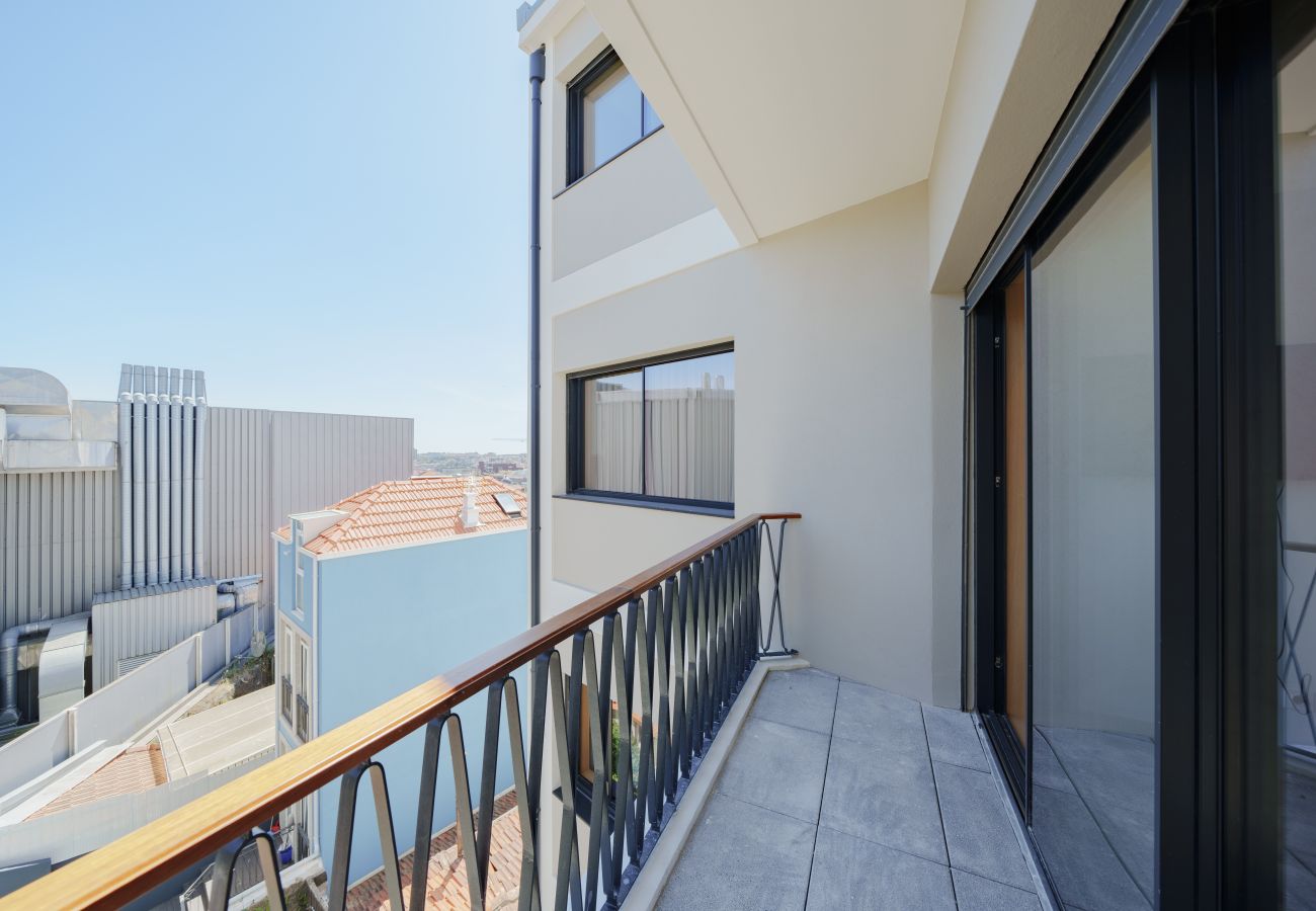 Apartamento en Oporto - Feel Porto Firmeza Coworking & Flat 4.5