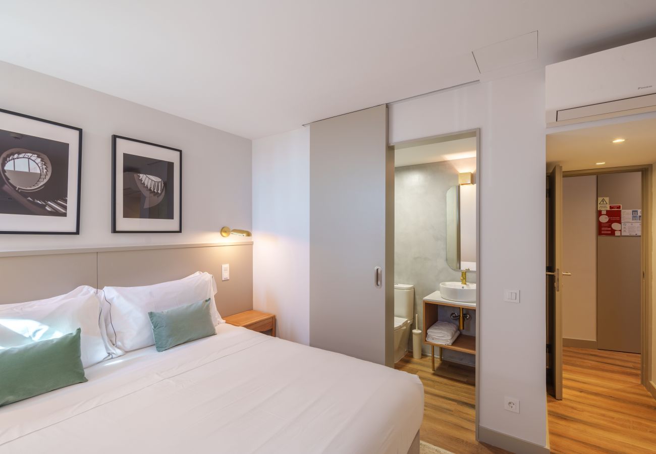 Apartamento en Oporto - Feel Porto Firmeza Coworking & Flat 4.4 