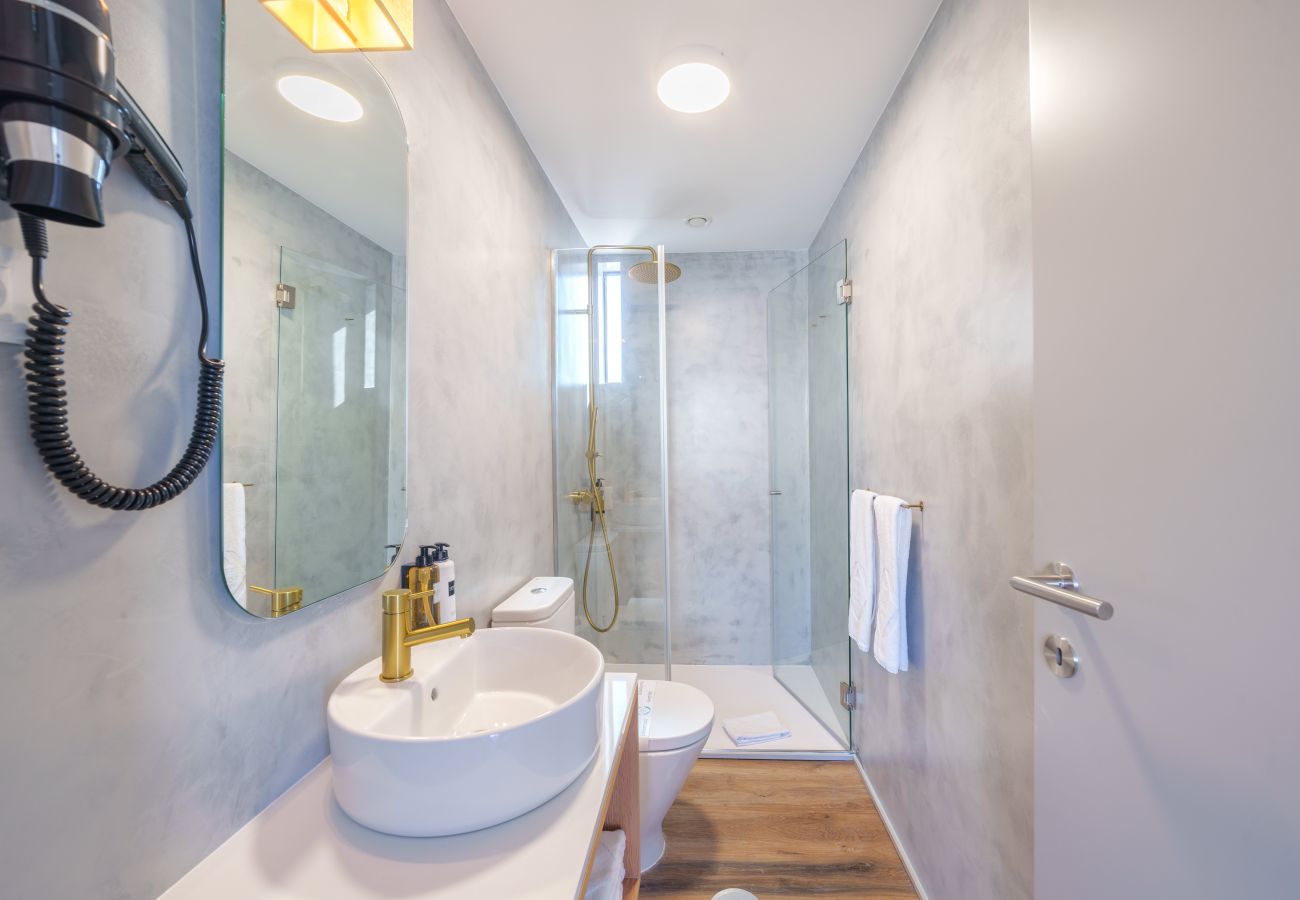 Apartamento en Oporto - Feel Porto Firmeza Coworking & Flat 4.4 