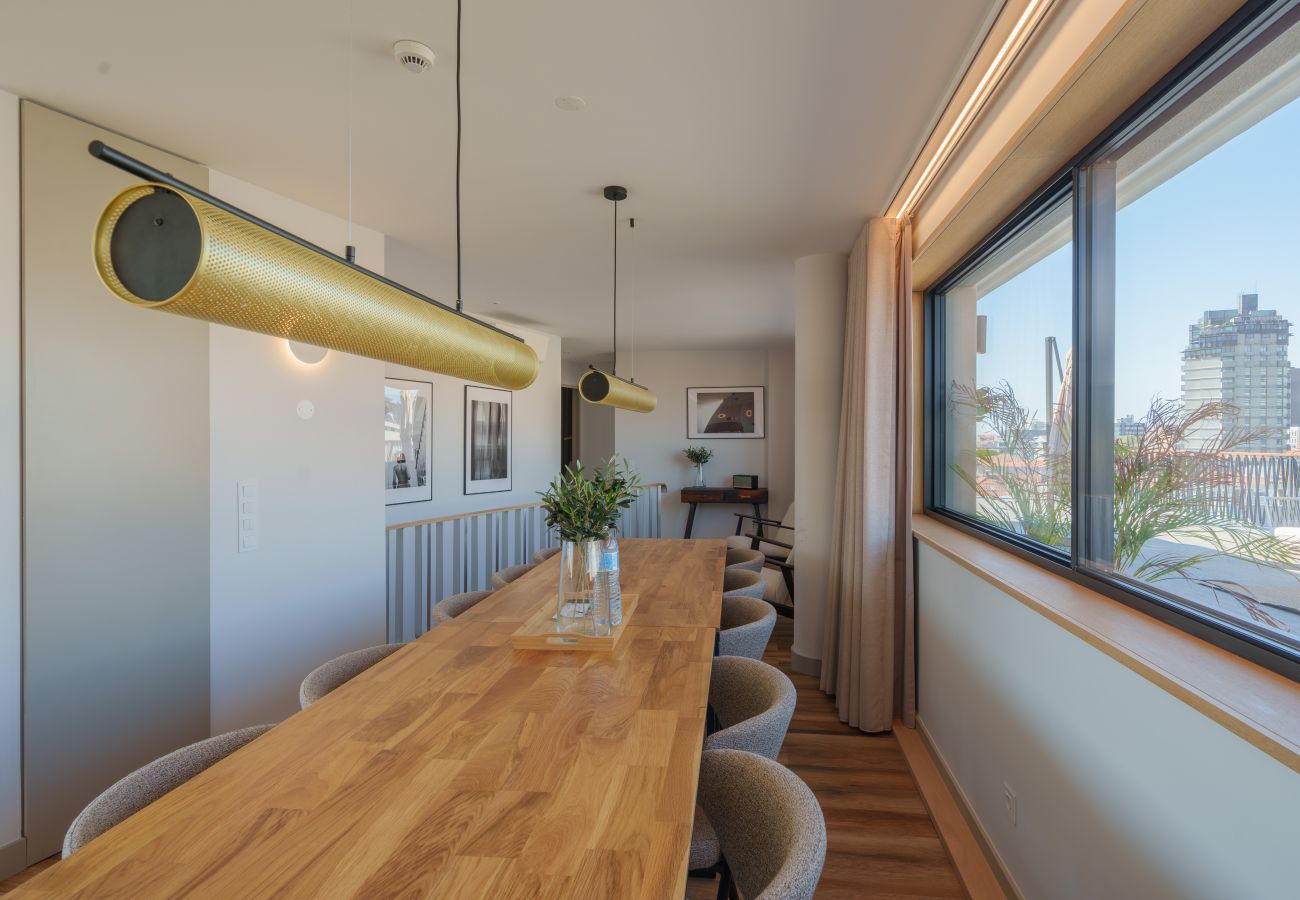 Apartamento en Oporto - Feel Porto Firmeza Coworking & Flat 4.4 