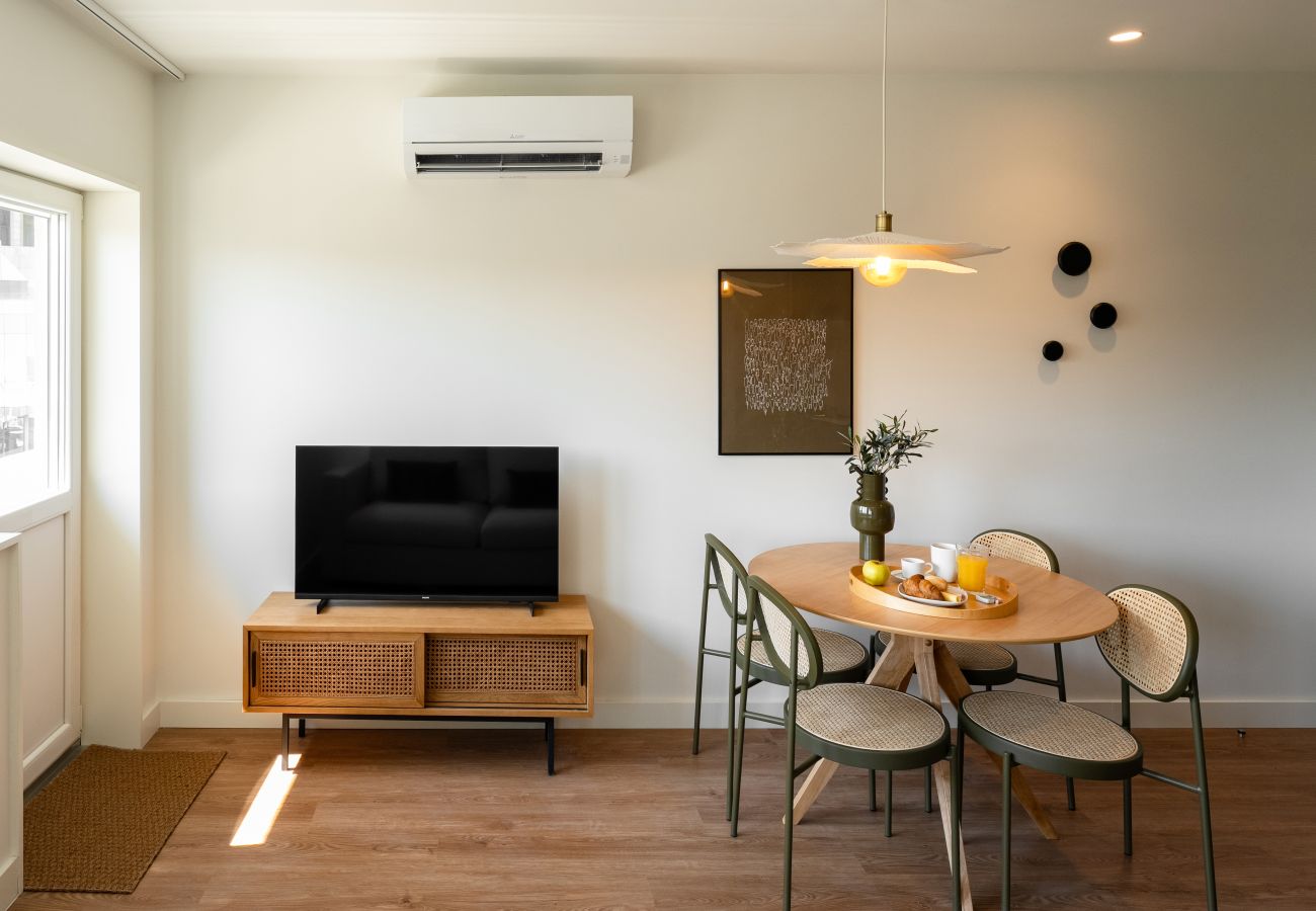 Studios modernes avec services exclusifs, parfaits pour un séjour à deux à Porto