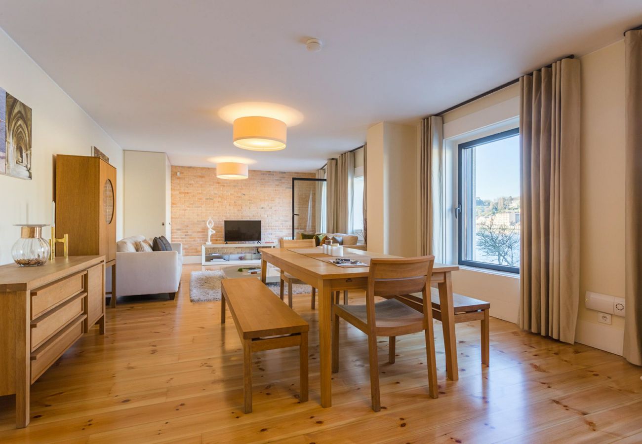 Appartement à Vila Nova de Gaia - Appartement 3 chambres, vue sur le fleuve Douro [DT]